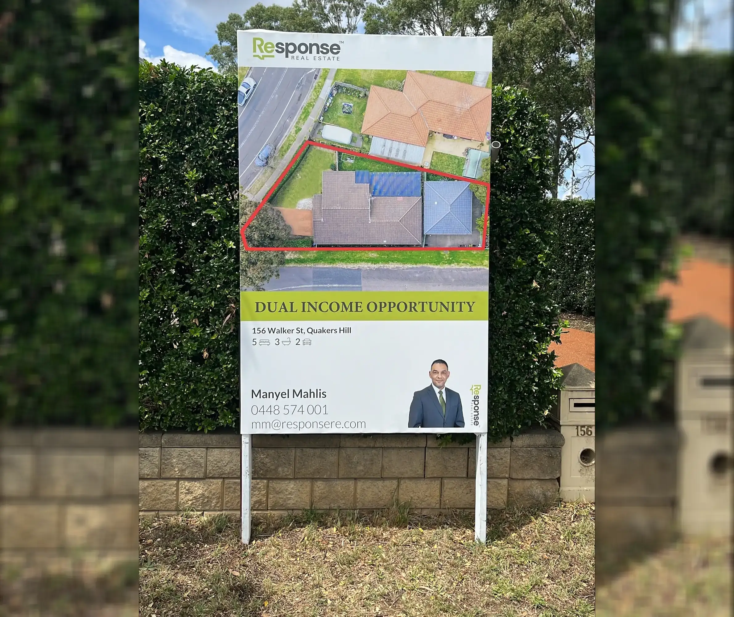 بنر مشاور املاک در استرالیا